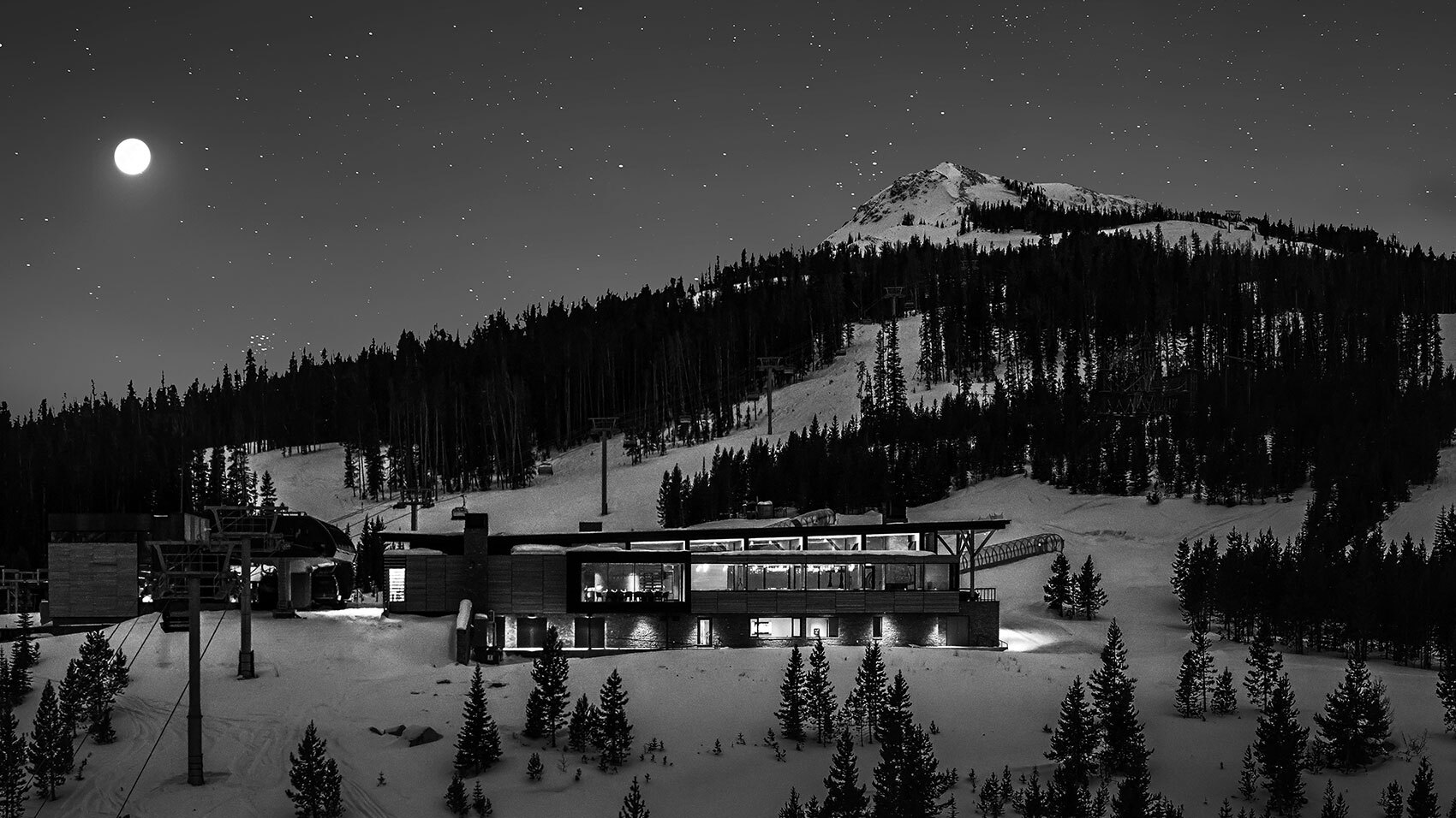 BW Thumb Eglise Lodge Winter Zakara Photography Hi Res Image 03